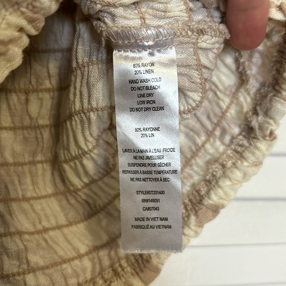 Monteau Los Angeles tan & cream floral crop top - Picture 3 of 3